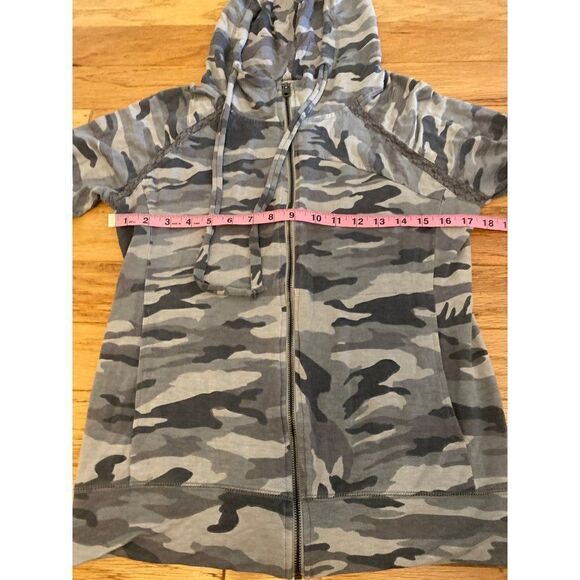 San Franciso City Lights, women's grey camouflage full zip, hooded sweater sz SM - Picture 7 of 11